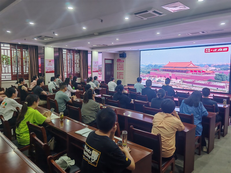 1756871488109229.jpg da9374afdf00bcf6456a28e62a9fb0a.jpg